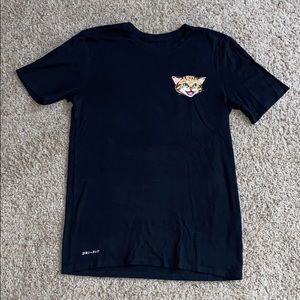 Nike SB men’s cat claws shirt